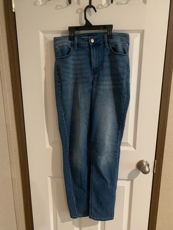 Old Navy Denim - Old Navy Medium Blue Straight-Leg Women’s Jeans